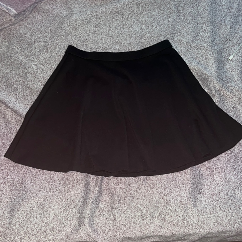 Black puffy skirt